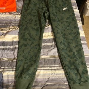 Nike joggers